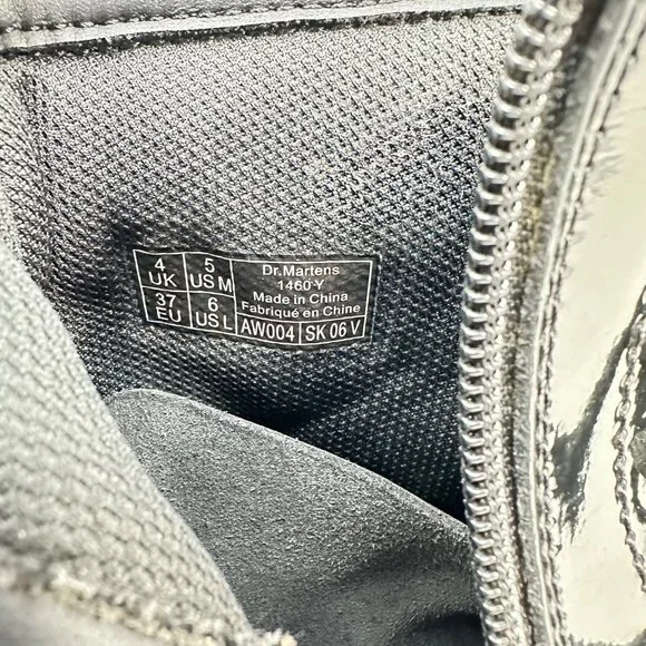 Dr Martens Patent Leather Boots - Black - Youth 5US/4UK - 1460Y - Picture 8 of 11